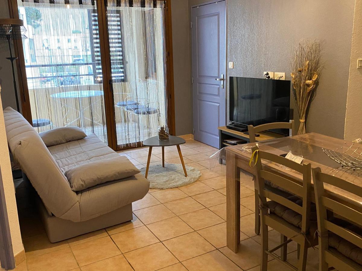 Appartement 3 Min A Pied Du Centre D'Uzes Parking Piscine Exteriér fotografie