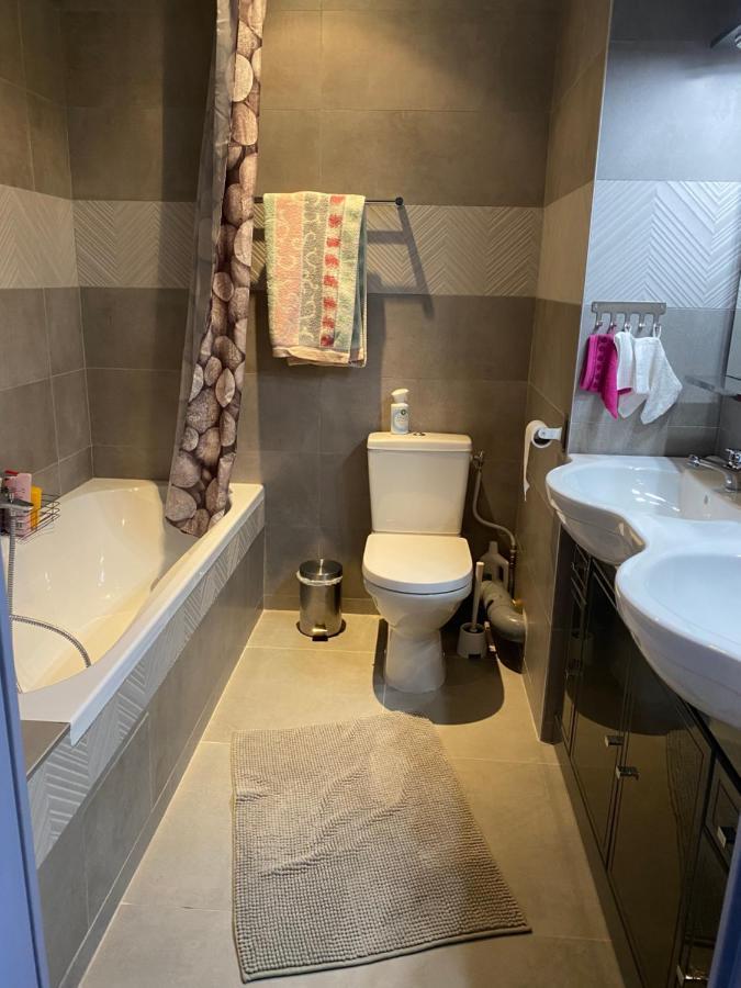 Appartement 3 Min A Pied Du Centre D'Uzes Parking Piscine Exteriér fotografie