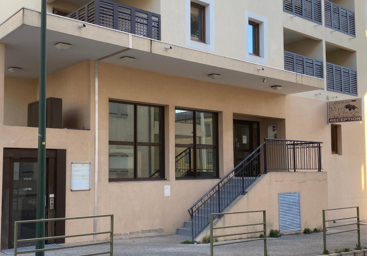 Appartement 3 Min A Pied Du Centre D'Uzes Parking Piscine Exteriér fotografie